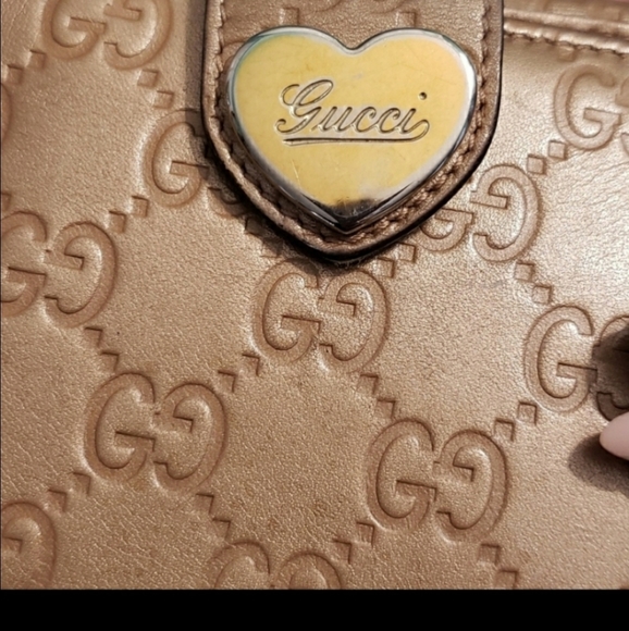Authentic Gucci Wallet - Picture 2 of 6
